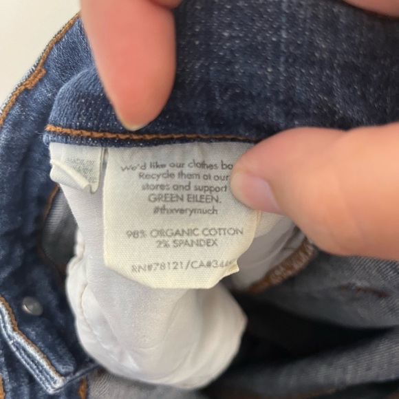 Eileen Fisher Mid Rise Straight Leg Jeans Size 8 Stretch Medium Wash - Picture 5 of 5